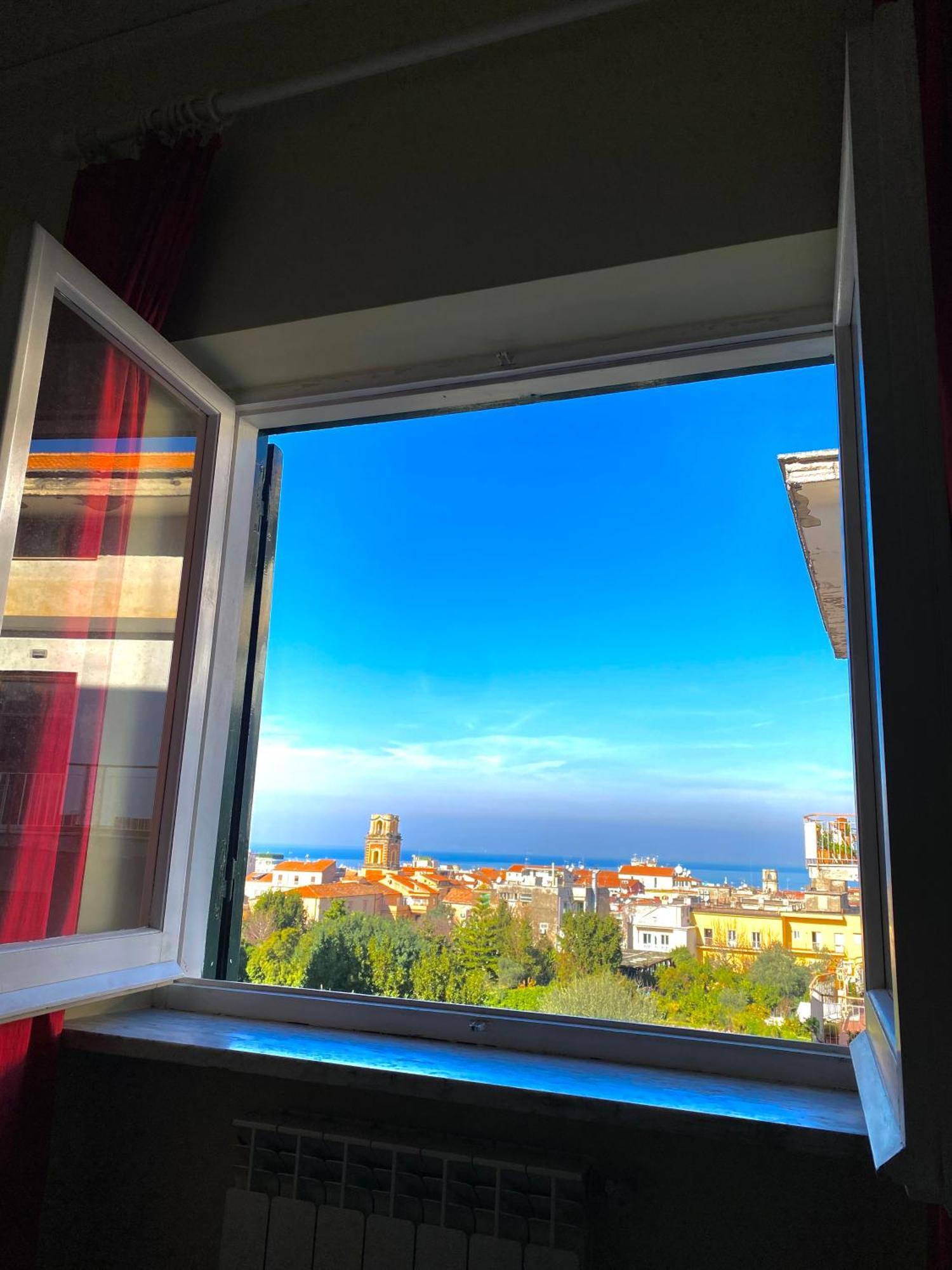 Casa Mar - Elegant Apartment With Pool And Panoramic Terrace In The Heart Of Соренто Екстериор снимка