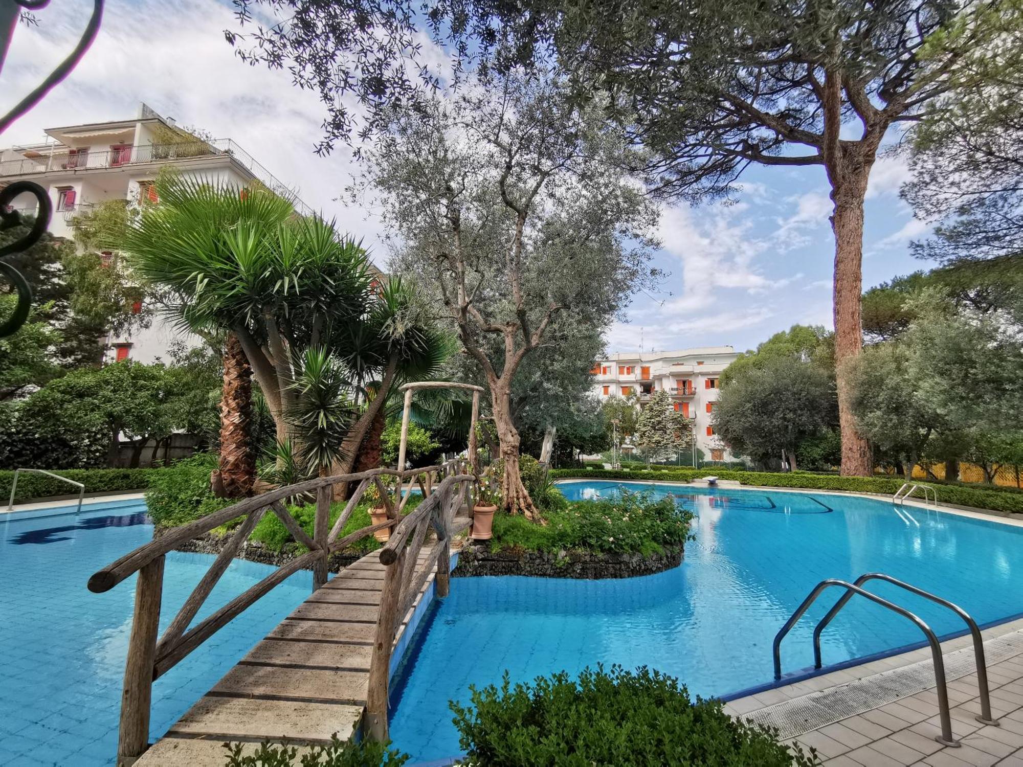 Casa Mar - Elegant Apartment With Pool And Panoramic Terrace In The Heart Of Соренто Екстериор снимка