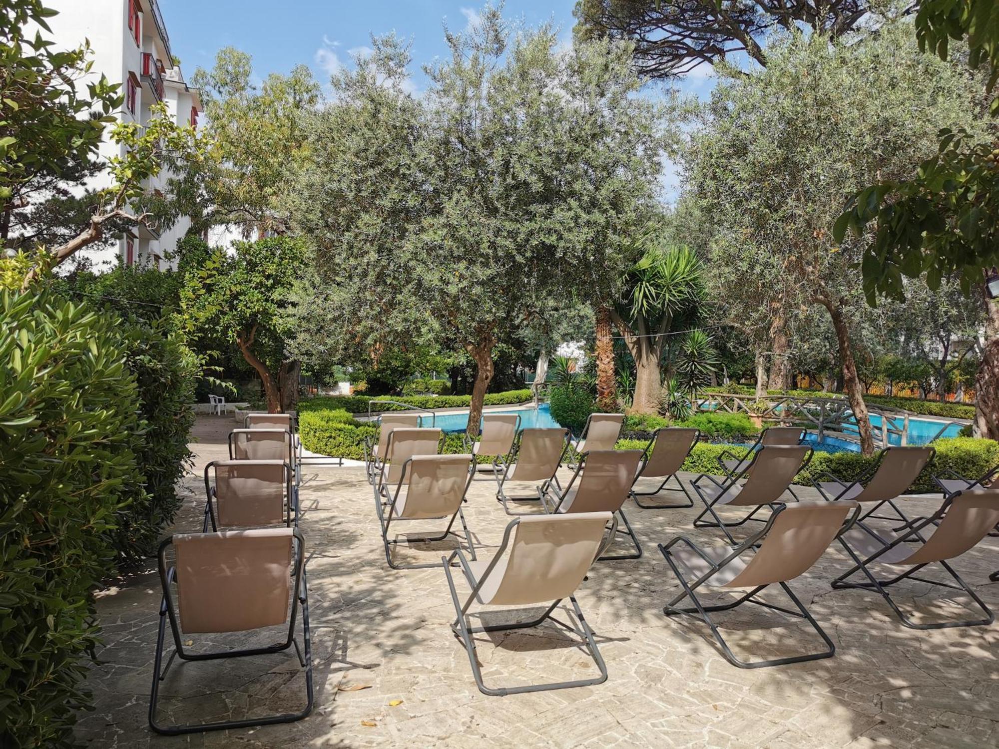 Casa Mar - Elegant Apartment With Pool And Panoramic Terrace In The Heart Of Соренто Екстериор снимка