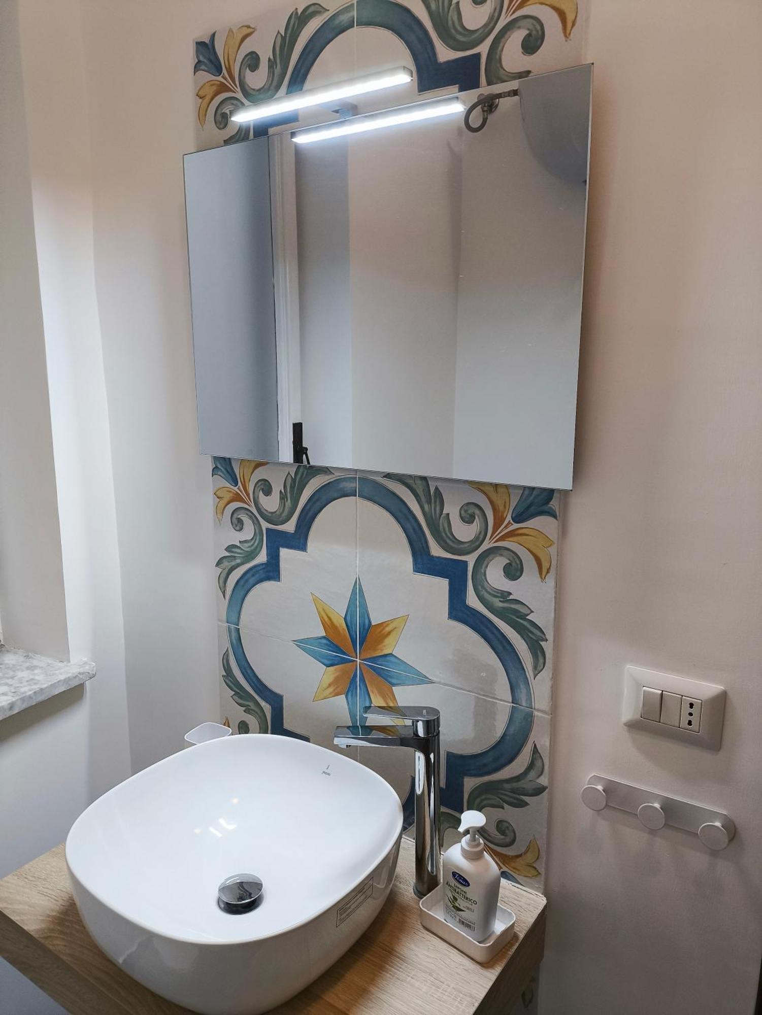 Casa Mar - Elegant Apartment With Pool And Panoramic Terrace In The Heart Of Соренто Екстериор снимка